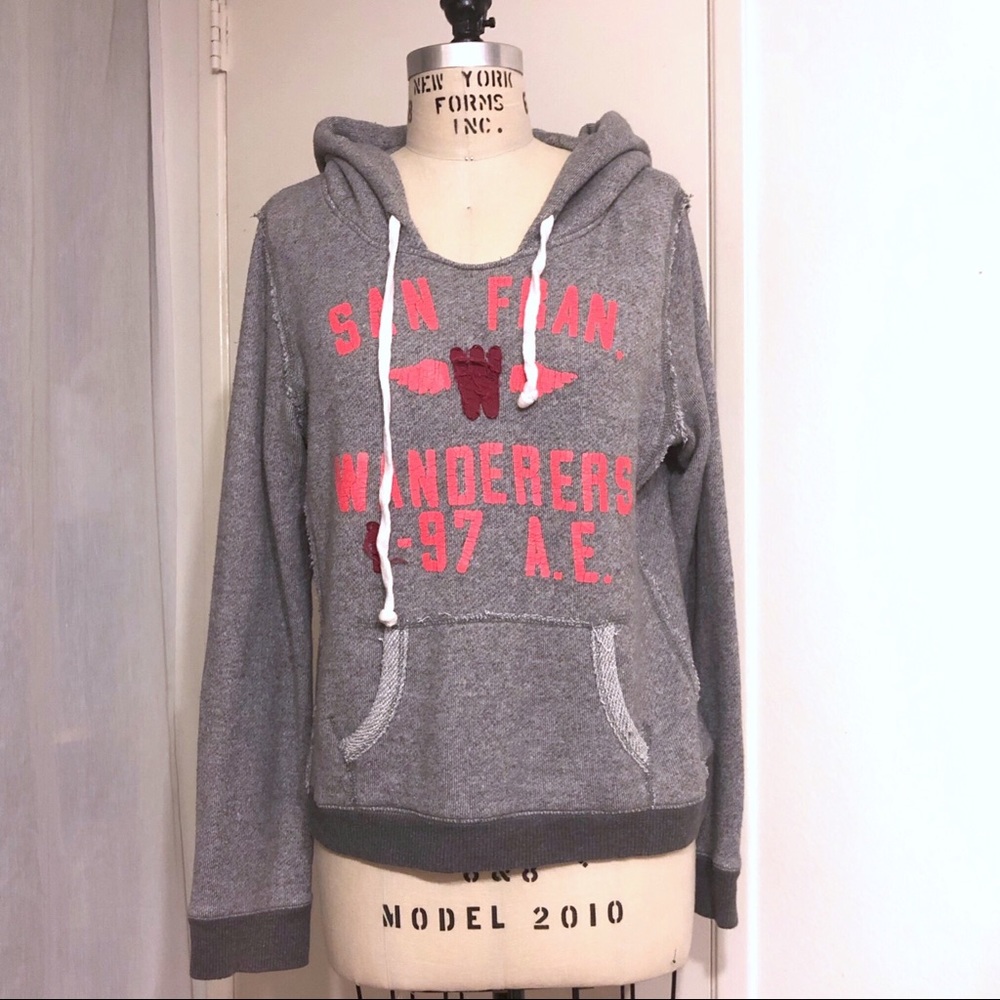 American Eagle 🦅  women’s Heather gray hoodie